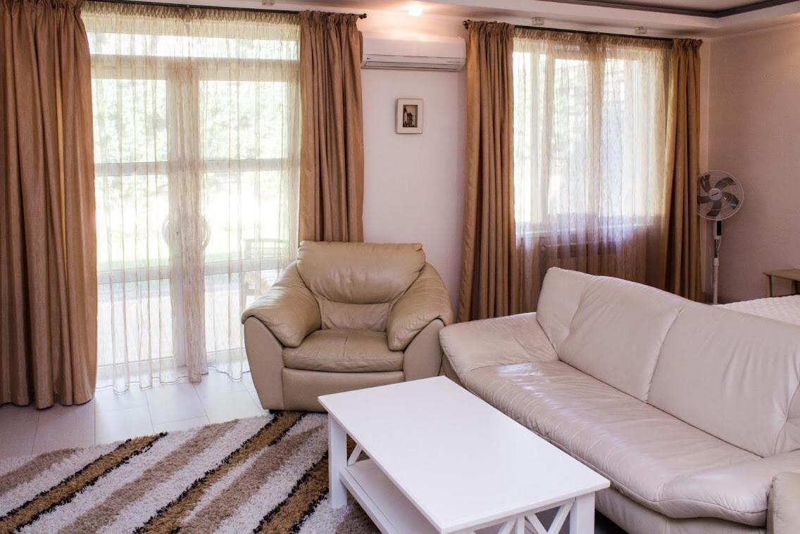 Abc Apartments Business Class Kyiv Exterior foto